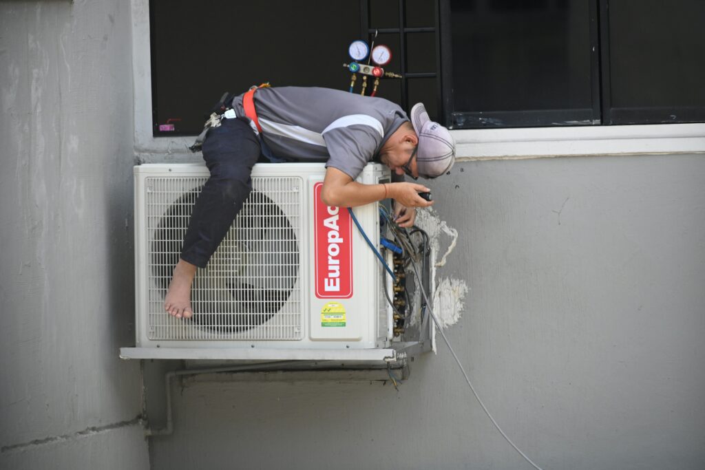 AC repair service in Lucknow