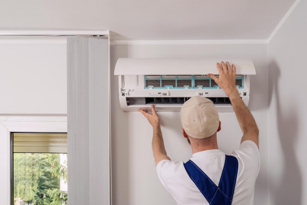 AC repair service in Lucknow for split and window air conditioners