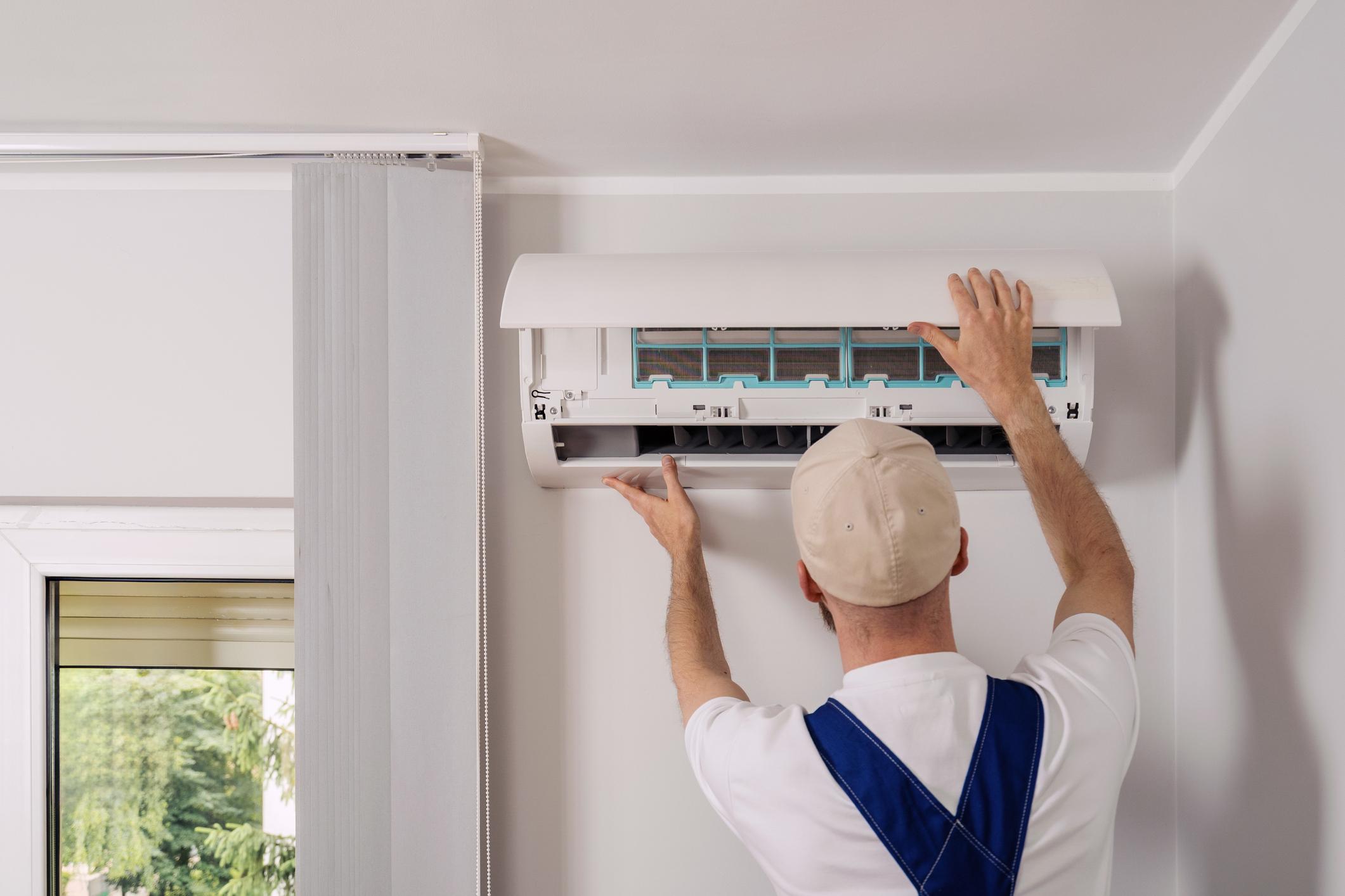 AC repair service in Lucknow for split and window air conditioners